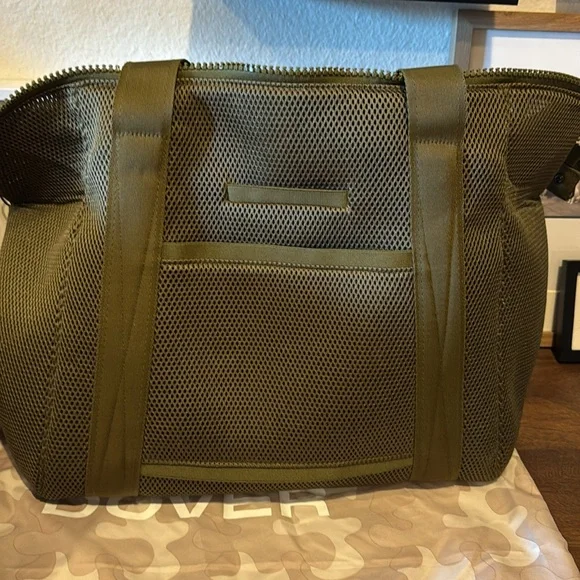 DAGNE DOVER NEW Dark Moss Landon Carryall Air Mesh Duffel Bag Large Green - Picture 3 of 12